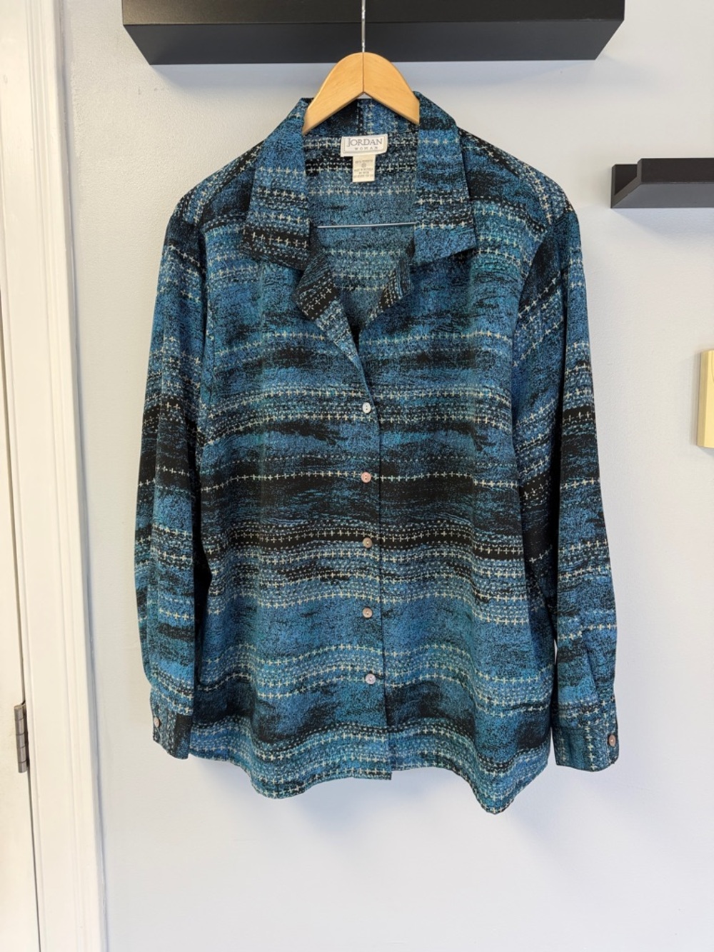 Vintage Jordan Woman Long Sleeve Button Down Shirt